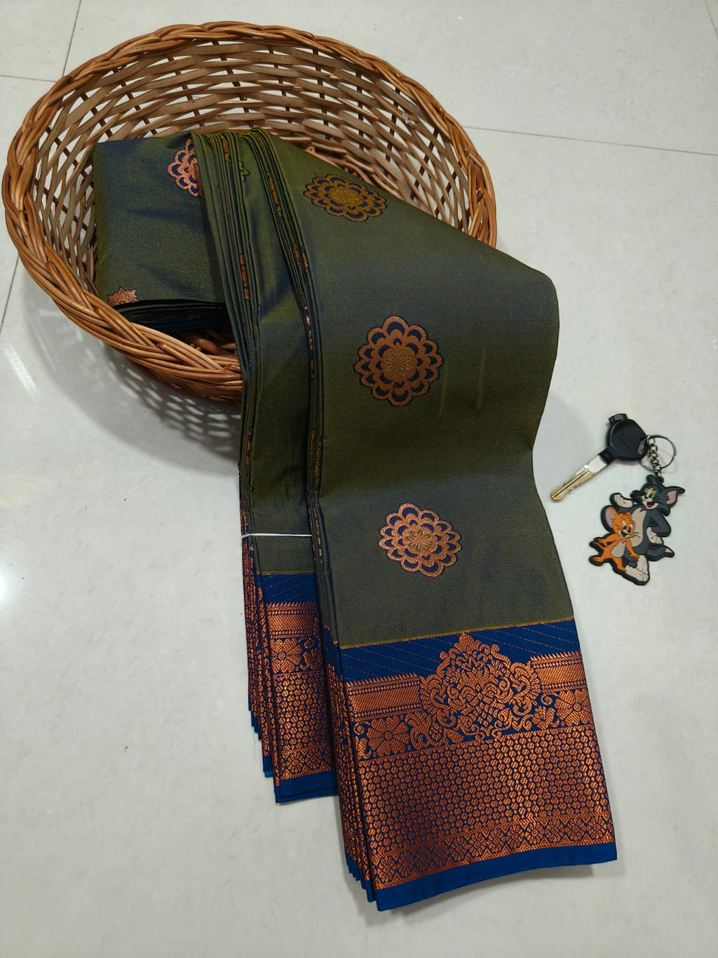 Arani Special TANA Soft Silk Saree for Women | Lightweight Traditional Saree with Grand Motif Design, Contrast Pallu & Blouse | Premium Quality Handloom Soft Silk (Festive & Wedding Wear)